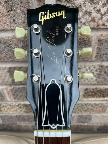 Headstock.jpg