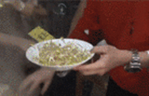 3192113176.gif