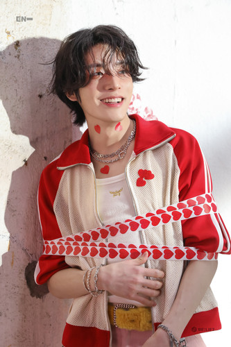 weverse 20240701060047 3315842270.jpg