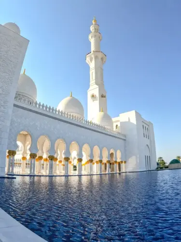 Visiting Sheikh Zayed Mosque 2 768x1024.jpg.webp