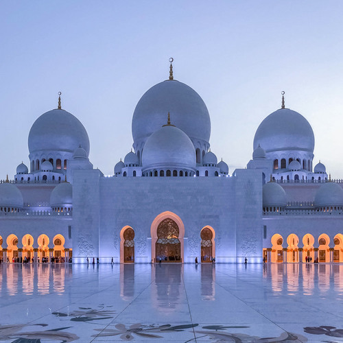 Grand mosque abu dhabi Featured.jpg
