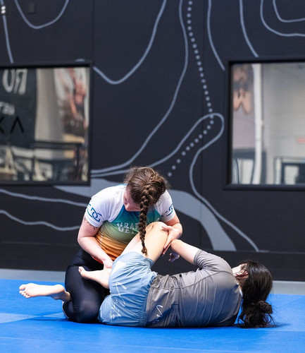 leginS JIUJitsu717@katiehooven ttraining