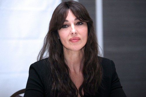 monica bellucci spectre press conference in mexico city 9.jpg
