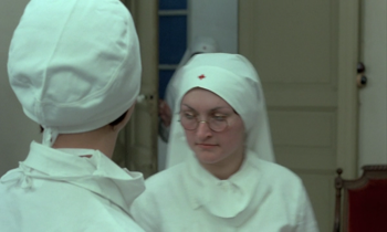 le.vieux.fusil.1975.french.720p.bluray.x264 rough.mkv.0:24:29.optimized=high.width=350.png