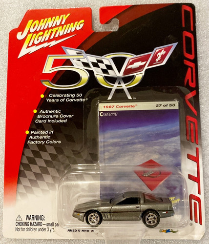 Машинка Johnny Lightning 1987 Corvette 2002 Corvette 50th Anniversary (27 50) 992 01 27.jpg