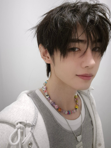 weverse 20240701084011 1248689322.jpg