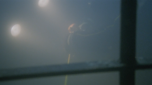 Go.do.gaai.bei.AKA.Full.Alert.1997.720p.BluRay.x264 HANDJOB.mkv.1:13:59.optimized=high.png