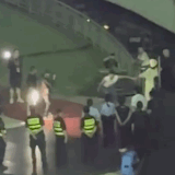 5D6C5C80 23A8 477D 9989 78E2E651818E.gif
