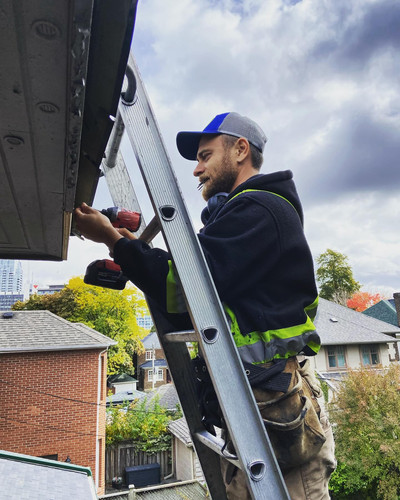 Roofers in Oakville.jpg