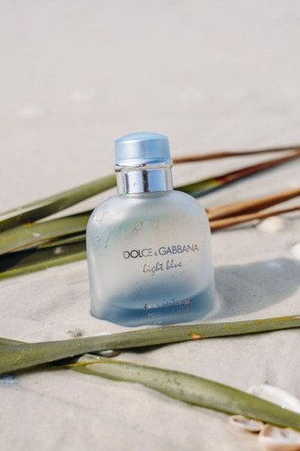 The Dolce & Gabbana Light Blue perfumes (2).jpg