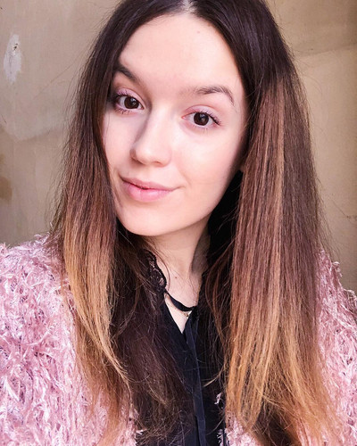Natalia Sisik Photos.jpg