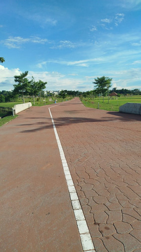 3D497CCFEA937D481395AA531EE7B448..jpg