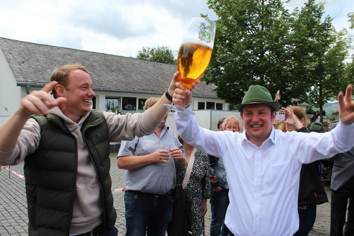 34970138 schuetzenfest schmallenberg das vogelschiessen NCPH.jpg