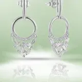 Серьги из золота с бриллиантами E01 ICE 0090