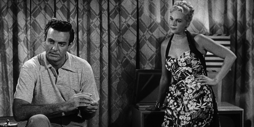 cap Day.The.World.Ended.1955.576p.BluRay.AAC2.0.x264 MH 00 19 25 05.png