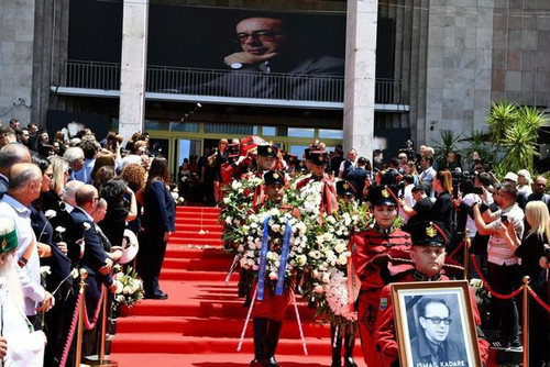 449755640 956146056310410 1812755388784838532 n.jpg?stp=dst jpg p526x395& nc cat=101&ccb=1 7& nc sid.jpg