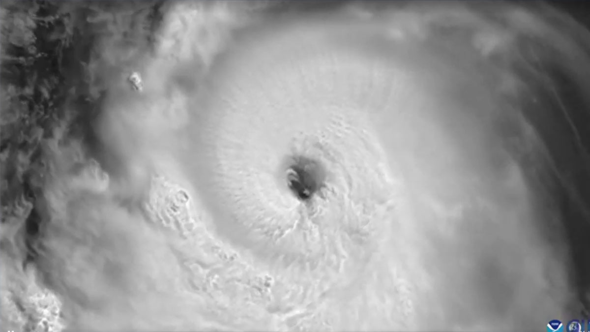 VIDEO: l’Uragano Beryl visto dallo Spazio