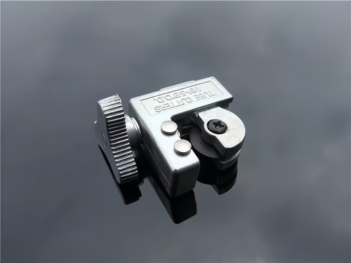Cutting knife MNK0 2.jpg
