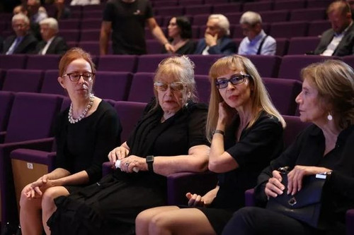 449529929 1257427355675421 2233264880835818084 n.jpg?stp=dst jpg p526x395& nc cat=110&ccb=1 7& nc si.jpg