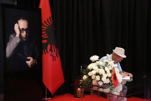 449471497 976060541194470 5449724780332155059 n.jpg?stp=dst jpg p526x395& nc cat=102&ccb=1 7& nc sid.jpg