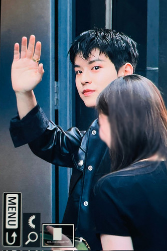 74FA8B86 E75F 4E31 B7C4 C3DC3D724522.jpg