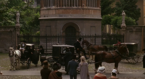 cap Frankenstein Unbound 1990.Cg 00 26 45 04.png