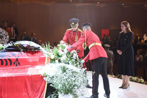 449626733 1002698171227019 2588056193110087730 n.jpg?stp=dst jpg p526x395& nc cat=106&ccb=1 7& nc si.jpg