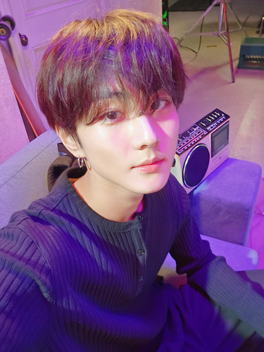 weverse 20240704074232 1963368162.jpg