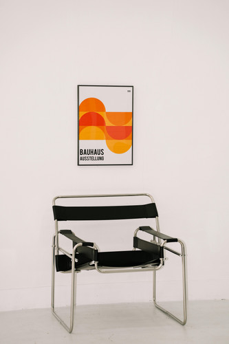 Chaise enseigne.jpg