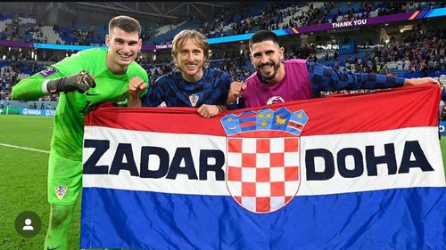 449768576 1230449671705297 8512927620954095406 n.jpg?stp=dst jpg s600x600& nc cat=104&ccb=1 7& nc si.jpg