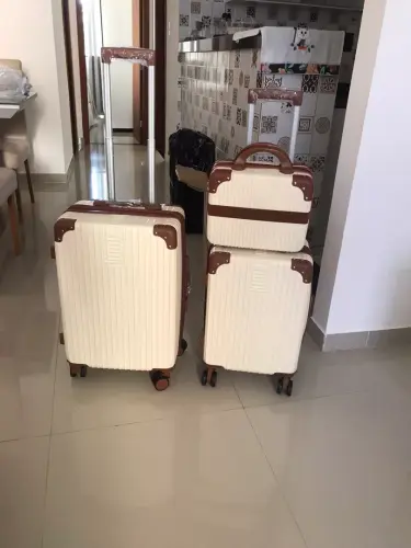 br 11134103 7r98o lom070fa64zw21.webp