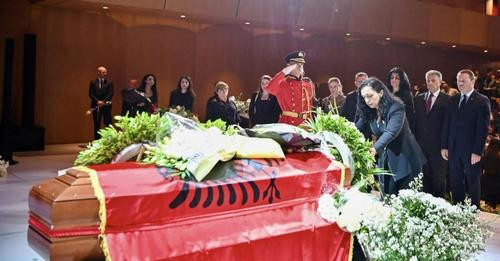 11785992326253999896?url=http%3A%2F%2Frtklive.com%2Fsq%2Fgallery%2Fnews original%2F670306 Rb62qii2un.jpg