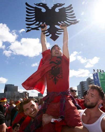 449635391 879281900900985 2498866678385155732 n.jpg?stp=dst jpg s640x640& nc cat=109&ccb=1 7& nc sid.jpg