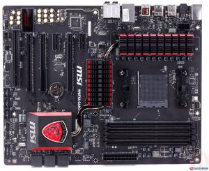 moederbord 300x245.jpg