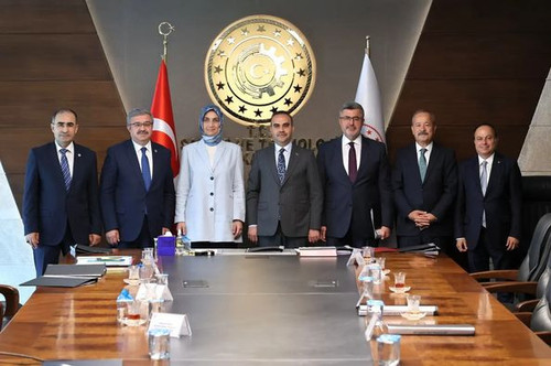 449764839 1337596570485252 5316136152624849458 n.jpg?stp=dst jpg p526x395& nc cat=105&ccb=1 7& nc si.jpg