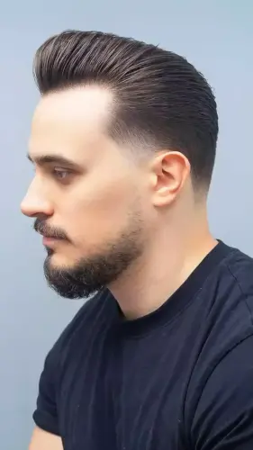 275. Short Pompadour ergebnis.webp