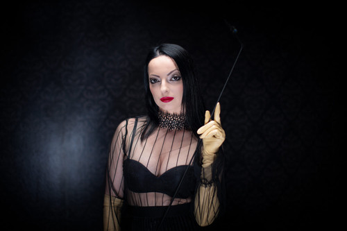 Diva Nova Latexhandschuh.jpg