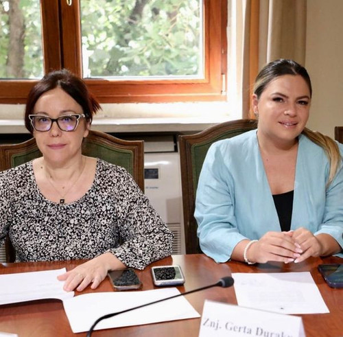 449786165 18190276945292113 968591833322524107 n.jpg?stp=dst jpg s600x600& nc cat=111&ccb=1 7& nc si.jpg