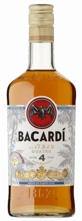 Rum Bacardi Anejo Cuatro 4 YO 40 0,7l czteroletni.jpg