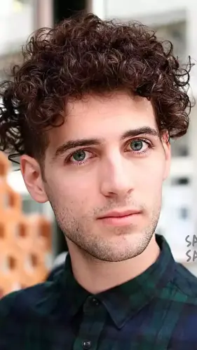 39. Curly Mid.webp