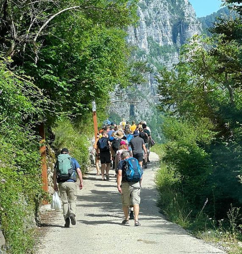 449843905 998392155622233 4220336523584762025 n.jpg?stp=dst jpg s600x600& nc cat=101&ccb=1 7& nc sid.jpg