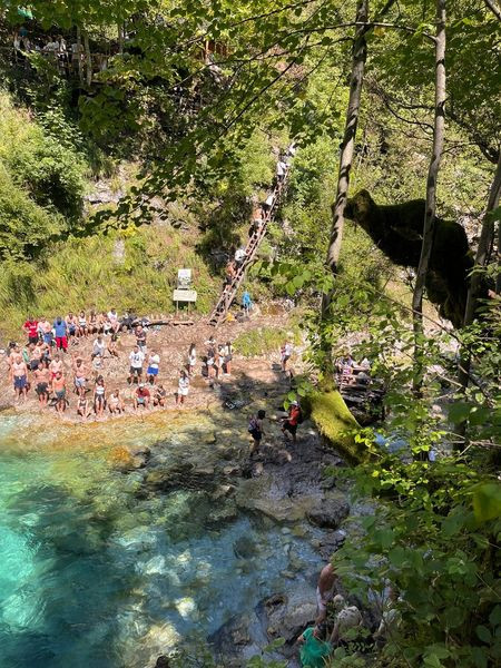 449840857 998392178955564 6953425752005572452 n.jpg?stp=dst jpg s600x600& nc cat=111&ccb=1 7& nc sid.jpg