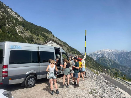 449445818 998392122288903 7698422846154002340 n.jpg?stp=dst jpg s600x600& nc cat=106&ccb=1 7& nc sid.jpg