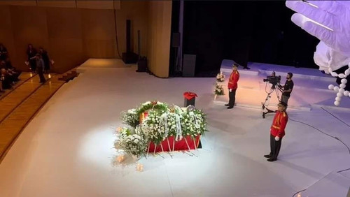 449787738 487529340566182 8998129858941635307 n.jpg? nc cat=106&ccb=1 7& nc sid=833d8c& nc ohc=Mfst .jpg