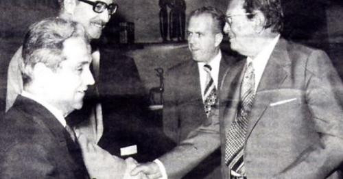 9365638867911078150?url=https%3A%2F%2Fwww.radiokosovaelire.com%2Fwp content%2Fuploads%2FMAHMUT BAKAL.jpg