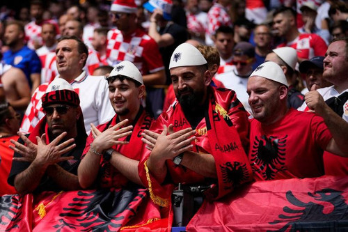 449733597 878650417625149 5300005899351227826 n.jpg?stp=dst jpg p180x540& nc cat=109&ccb=1 7& nc sid.jpg