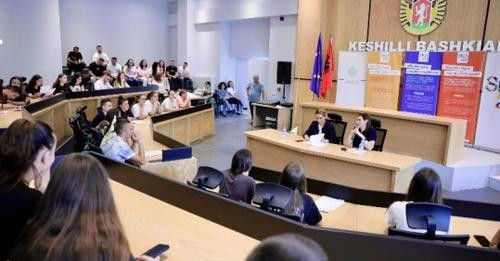 3216158450974720746?url=https%3A%2F%2Fshqiptarja.com%2Fuploads%2F539x308%2F1719996004 boramuzhaqi.jp.jpg