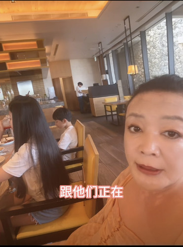 F8D8F2F2 C1D2 490D BB4E B0B571793409.jpg