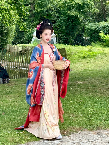 DBB71E6A 0327 4C72 BD41 3341BE42E83F.jpg