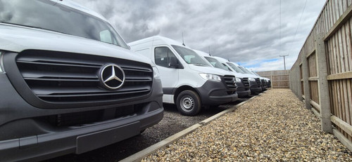 Expert Van Hire & Recovery | Commercial Vehicle Rental | Rentals Direct LTD.jpg